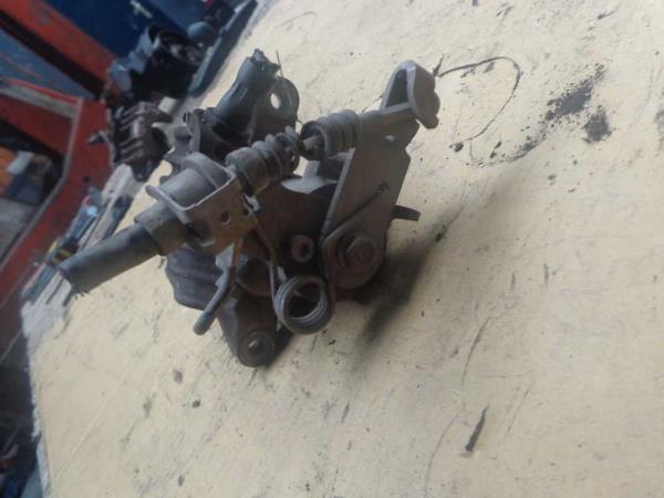 MACHOIRE DE FREIN ARRIERE DROIT VW/SEAT/SKODA/AUDI - Vue 2